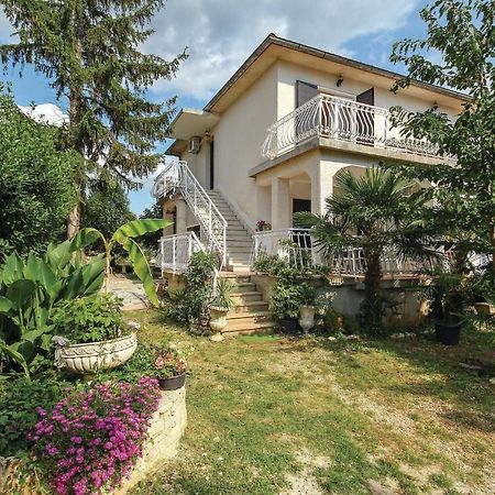 2 Bedroom Pet Friendly Apartment In Lovrecica מראה חיצוני תמונה